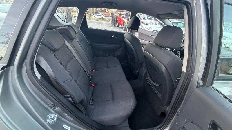 2010 Hyundai Elantra Touring GLS