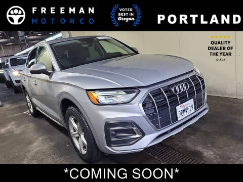 2023 Audi Q5 quattro Premium 40 TFSI