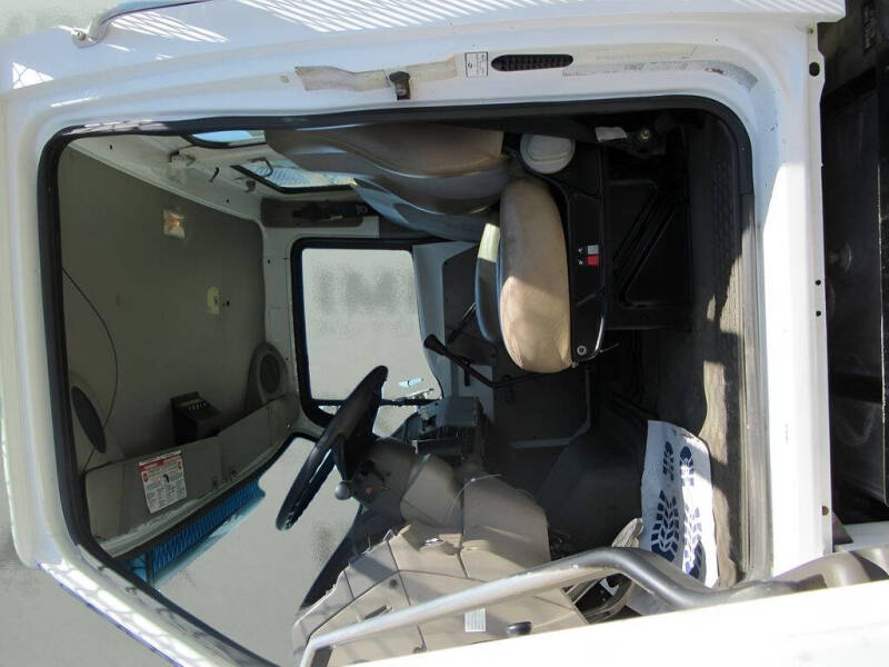 2004 Sterling Acterra