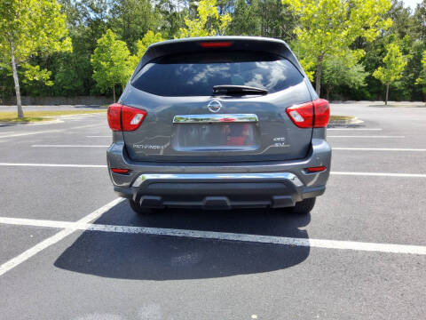 2019 Nissan Pathfinder SV