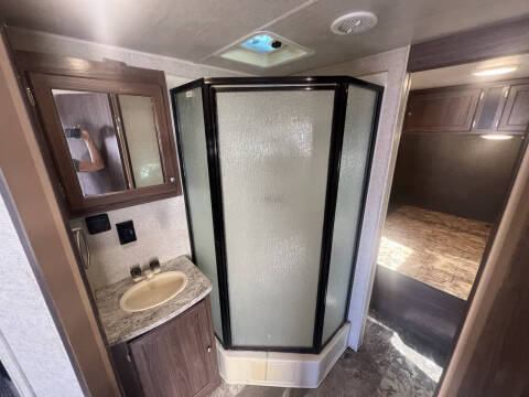 2017 Heartland Pioneer