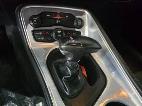 2015 Dodge Challenger SXT