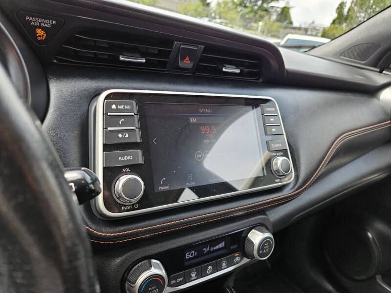 2018 Nissan Kicks SR