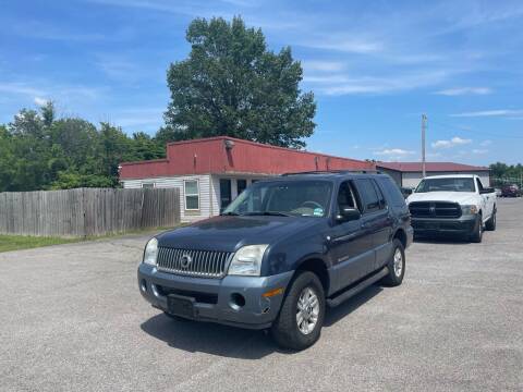 2002 Mercury Mountaineer for sale at Best Buy Auto Sales in Murphysboro IL