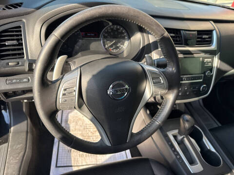 2017 Nissan Altima 2.5 SR