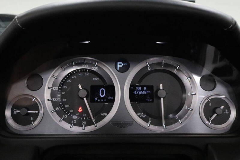 2013 Aston Martin DB9 Volante