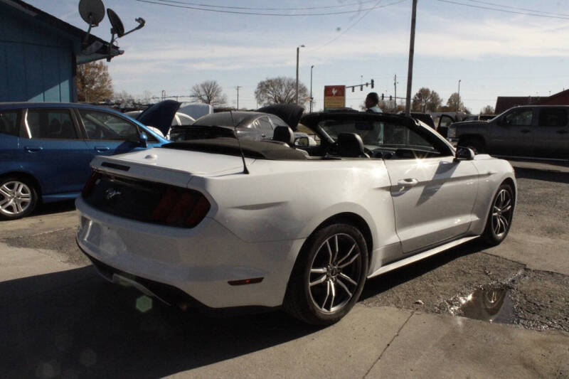 2017 Ford Mustang EcoBoost Premium