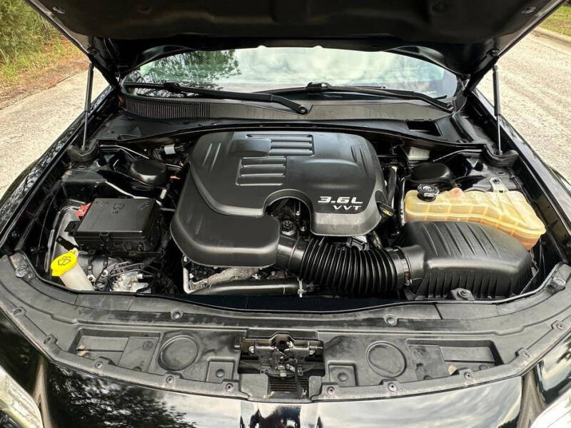 2018 Chrysler 300