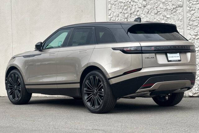 2026 Land Rover Range Rover Velar P250 Dynamic SE