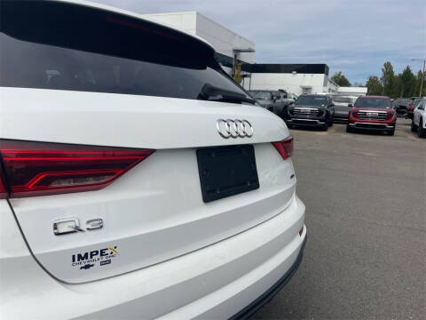 2023 Audi Q3 quattro S line Premium 45 TFSI