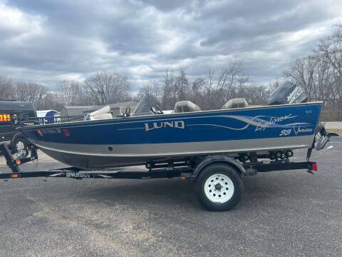 2001 Lund 1675 Super sport explorer for sale at Triple R Sales in Lake City MN