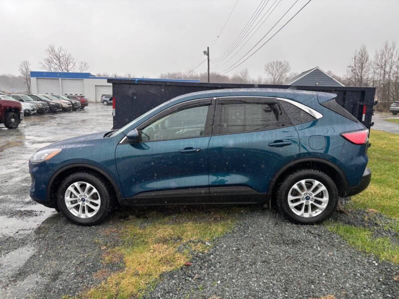 2020 Ford Escape SE