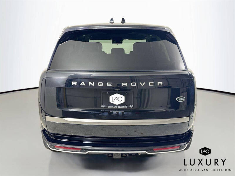 2023 Land Rover Range Rover P530 SE LWB