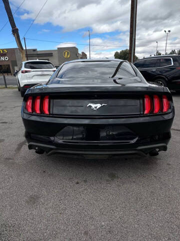 2018 Ford Mustang