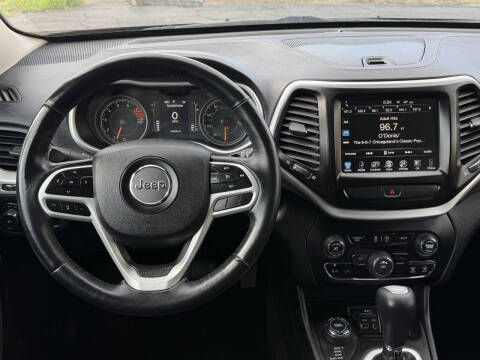 2018 Jeep Cherokee Latitude Plus