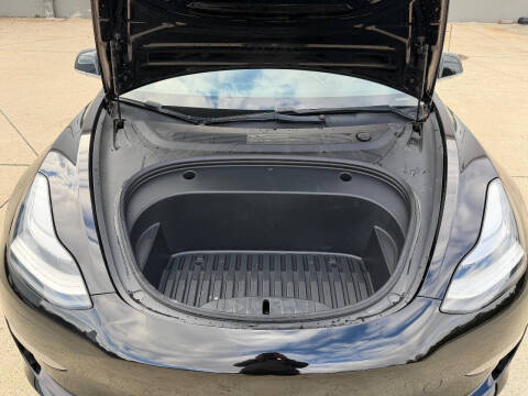 2020 Tesla Model 3 Standard Range