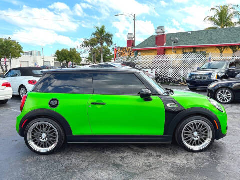 2019 MINI Hardtop 2 Door Cooper S