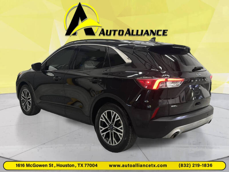 2020 Ford Escape SEL