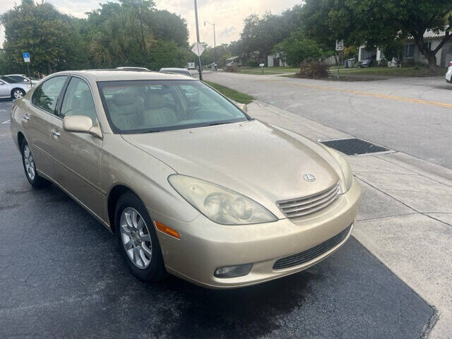 2003 LEXUS ES Sedan - $4,899