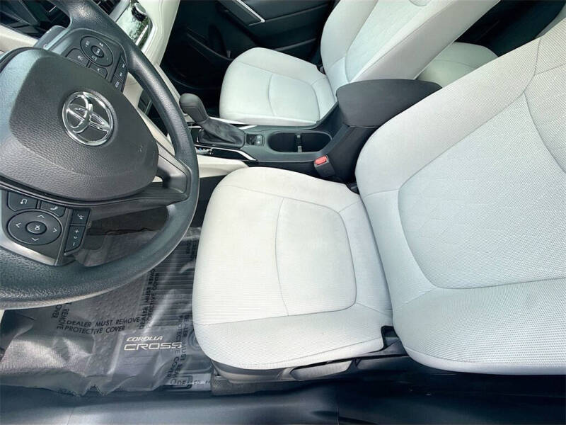 2024 Toyota Corolla Cross L