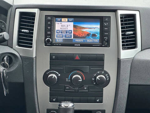 2009 Jeep Grand Cherokee Laredo