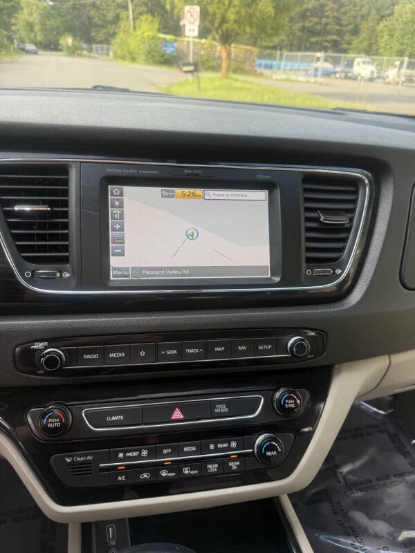 2019 Kia Sedona SX