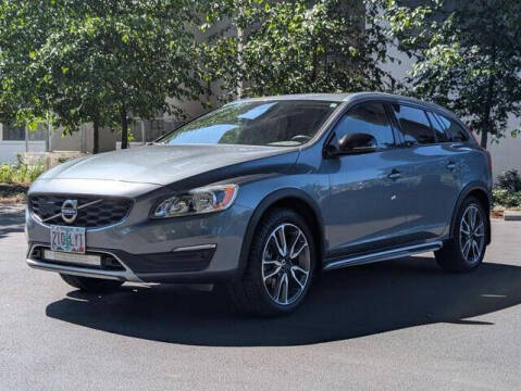 2018 Volvo V60 Cross Country T5 Premier