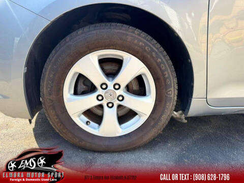 2012 Toyota Sienna Base 7-Passenger