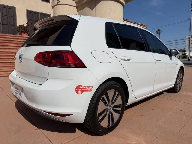 2016 Volkswagen e-Golf SE