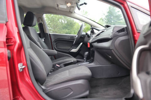 2013 Ford Fiesta SE