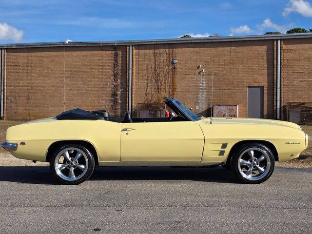 1969 Pontiac Firebird