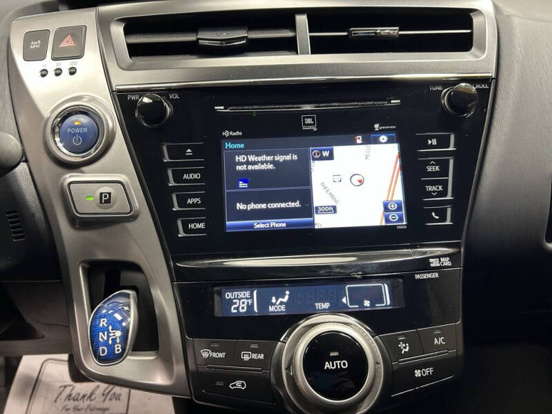 2016 Toyota Prius v Five