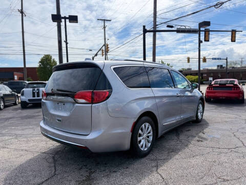 2018 Chrysler Pacifica Touring L Plus