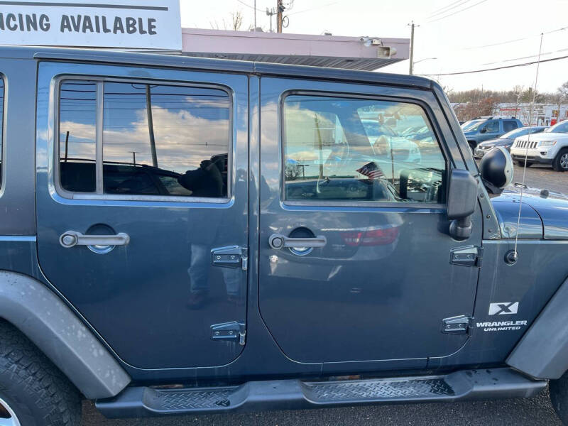 2008 Jeep Wrangler Unlimited X photo 4