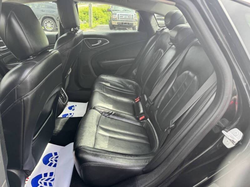 2015 Chrysler 200 C