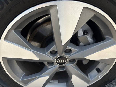 2023 Audi Q5 quattro Premium Plus 40 TFSI