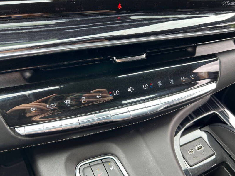 2023 Cadillac Escalade-V ESV