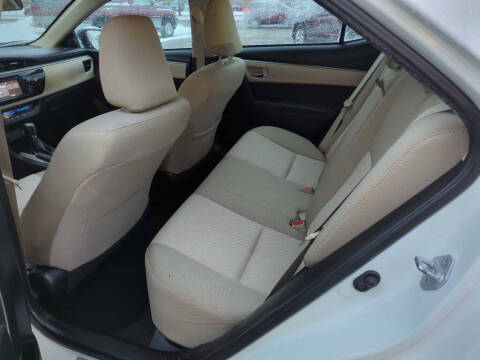 2015 Toyota Corolla LE Plus