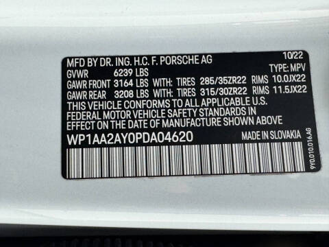 2023 Porsche Cayenne Platinum Edition