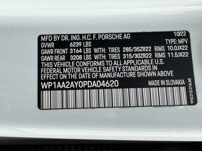 2023 Porsche Cayenne Platinum Edition