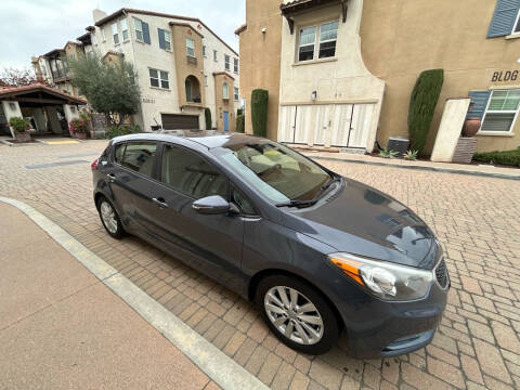 2016 Kia Forte5 EX