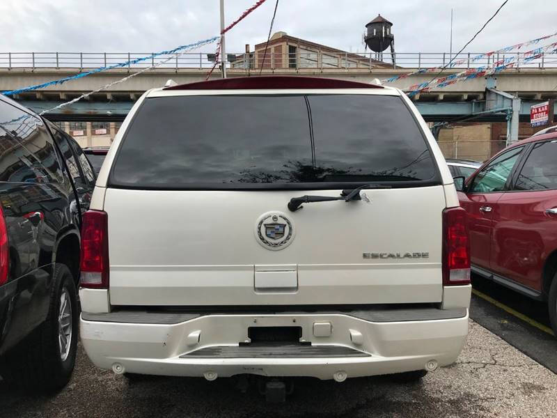 2004 Cadillac Escalade