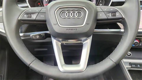 2024 Audi Q3 quattro S line Prem Plus 45 TFSI