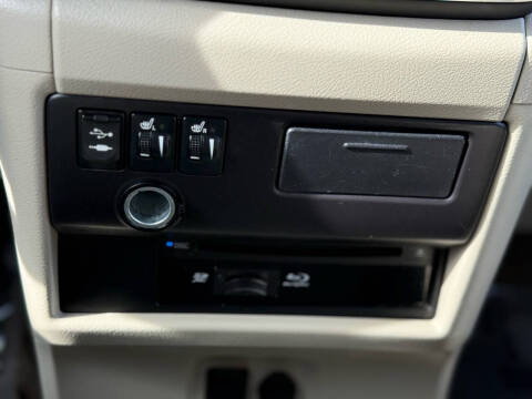 2015 Toyota Sienna XLE Premium 8-Passenger