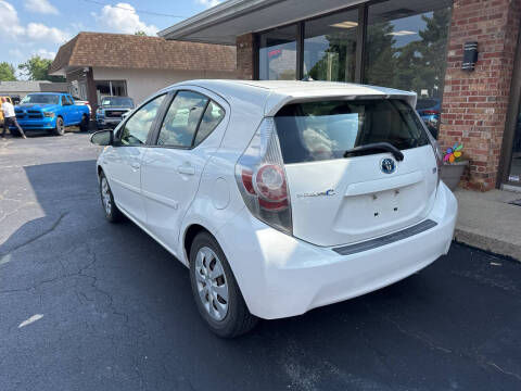 2012 Toyota Prius c Two