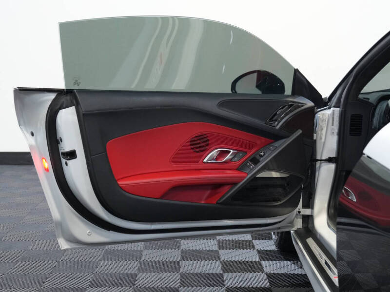 2018 Audi R8 5.2 quattro V10 Plus