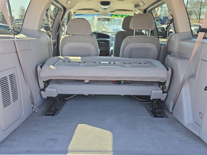 2002 Ford Windstar SE