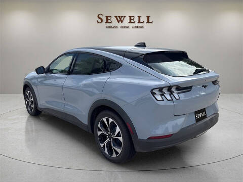 2025 Ford Mustang Mach-E Select