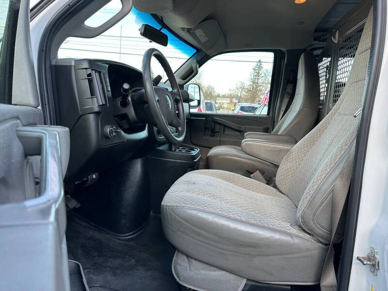 2019 Chevrolet Express 2500