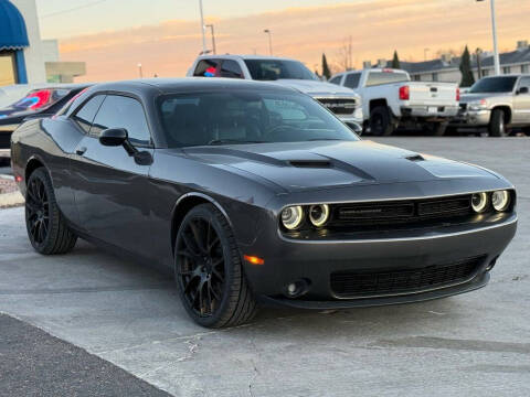 2018 Dodge Challenger SXT Plus